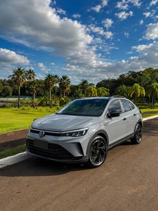 VOLKSWAGEN NIVUS 1.0 200 TSI TOTAL FLEX HIGHLINE AUTOMÁTICO